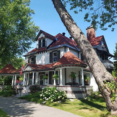 Les Trois Erables Boutique Inn ウェークフィールド エクステリア 写真