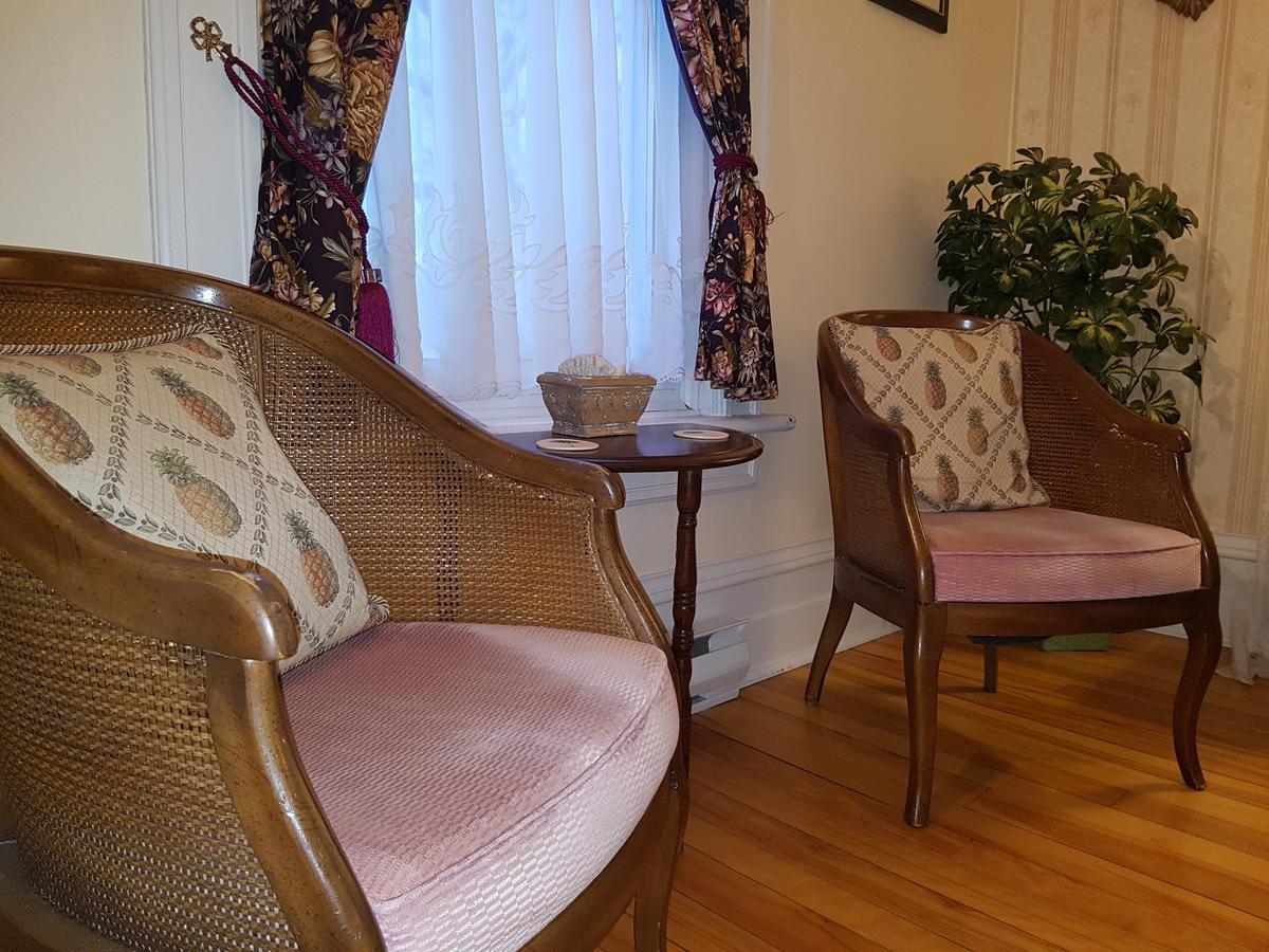 Les Trois Erables Boutique Inn ウェークフィールド エクステリア 写真